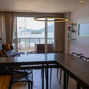  Apartamento Frente Mar